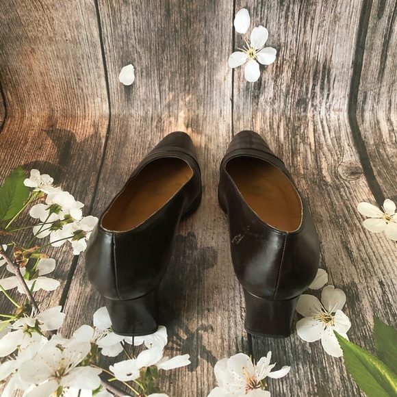 Lauren Ralph Lauren Brown Leather Heels - Picture 3 of 8